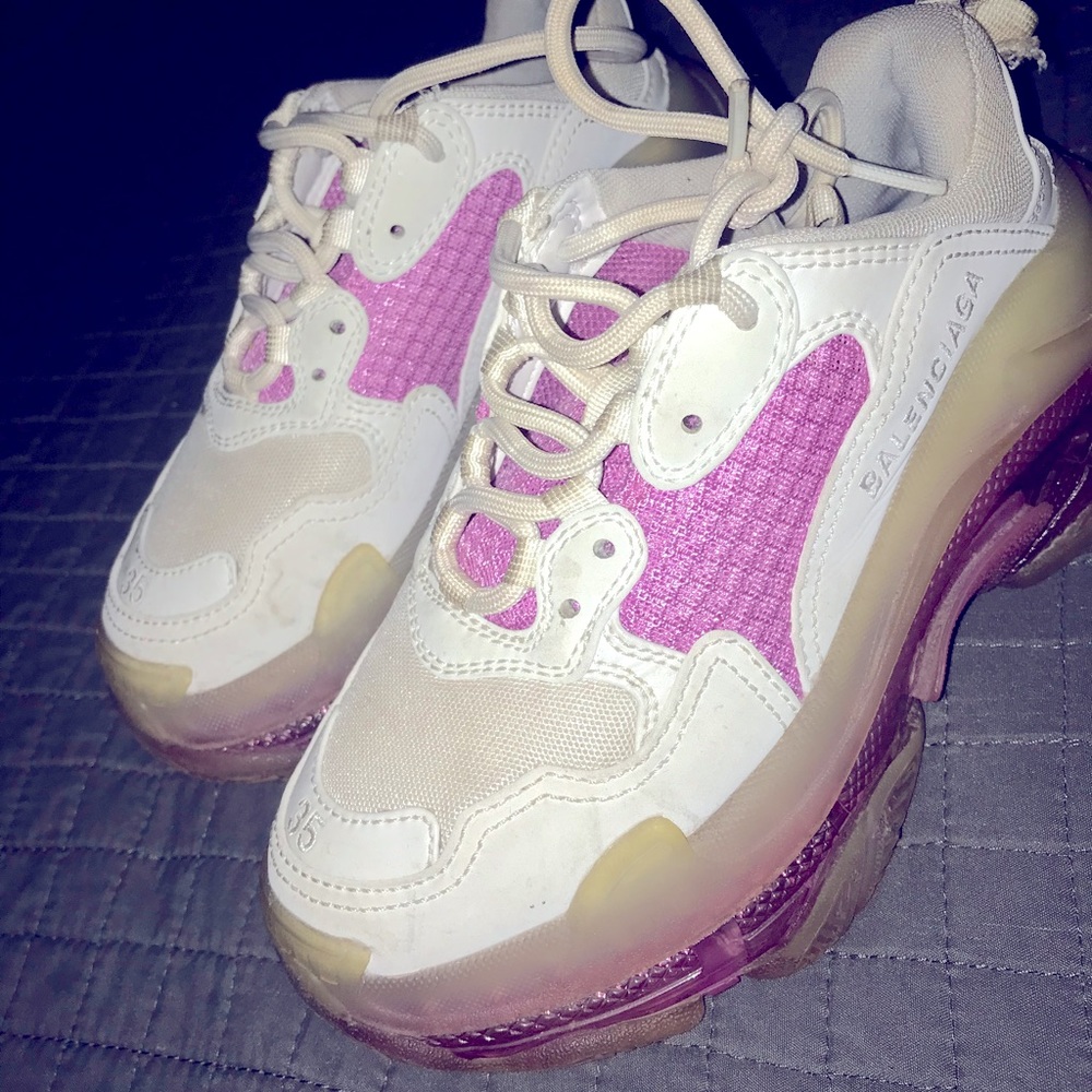 Womens Balenciaga shoes size 6 USA 100% authentic Triple S Women 35’s